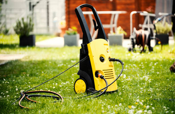 Best Gutter Cleaning  in Santa Clarita, CA